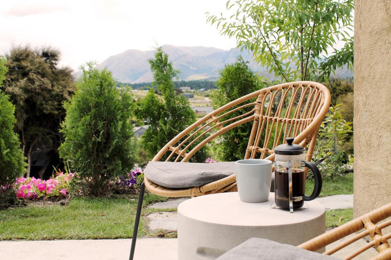 The Hidden Spring Hotel Wanaka Exterior photo